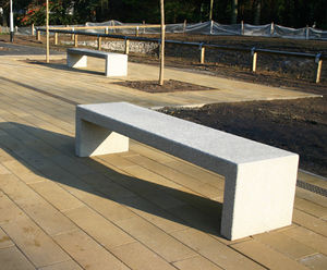 BLOC contemporary concrete seat