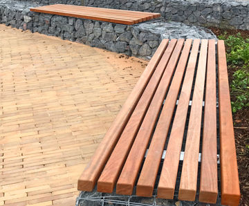TORD - timber and steel wall-mounted gabion benches