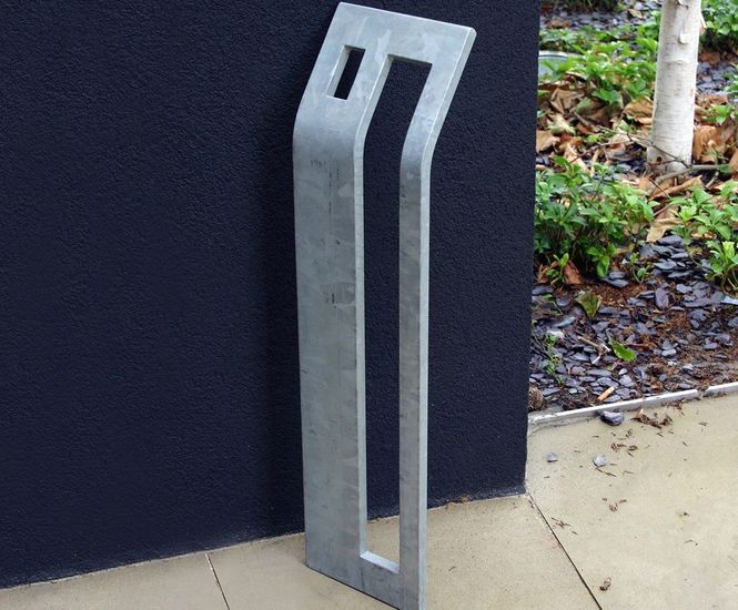 PIK cycle stand