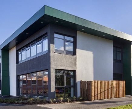 VIVIX® exterior facade panels for college facility