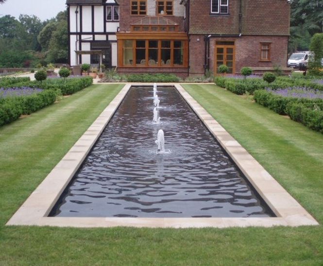 Formal fountain feature for Bericote House