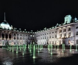 Illuminated dry plaza fountain - Somerset House