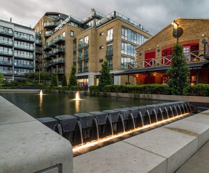 Fountain and water feature installation