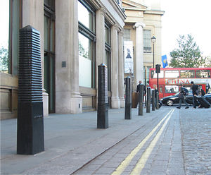 CIT 538 City cast iron bollard