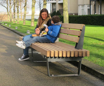 RailRoad InLine Delta - modular linear timber and steel outdoor seating