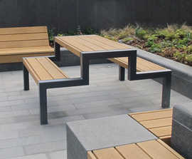 Thetford Picnic Bench & Table