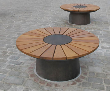 Unique, short-term seating for Lincoln High Street