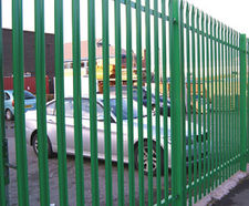 Standard palisade fencing