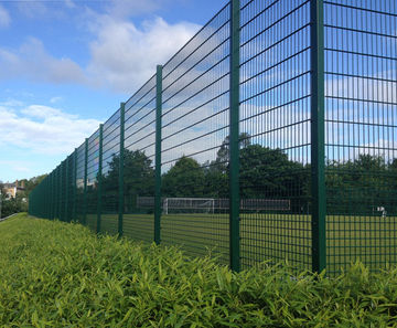 Railings blend security and smart aesthetics at college
