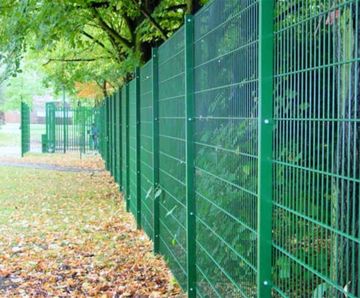 EuroGuard® Flatform - welded mesh fencing