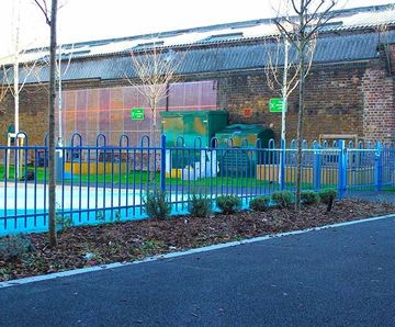 Anti-trap bow top fencing protects school playground