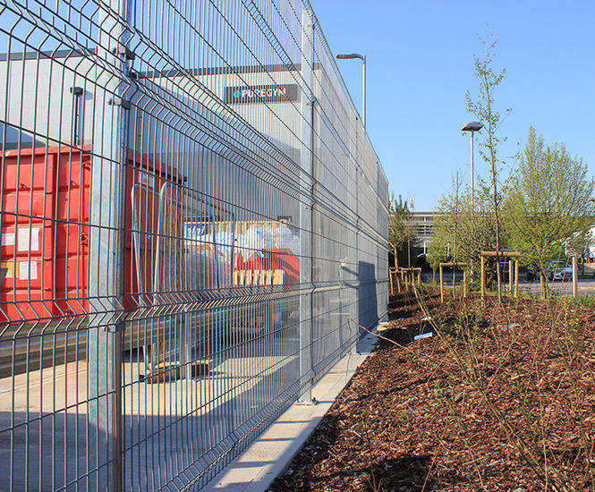Providing perimeter solutions for Portsmouth Retail Park