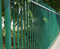 Fencing secures Delta Park Industrial Estate, London
