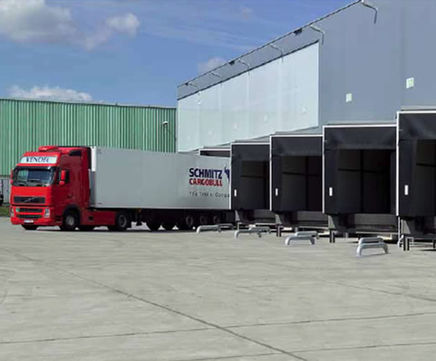 Loading houses for warehouses