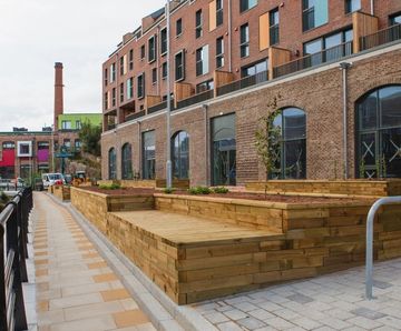 Modular timber street furniture - Lower Steenbergs Yard