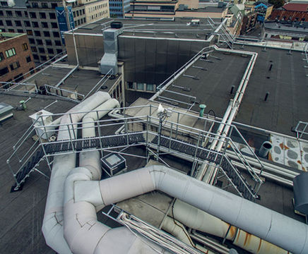 Step-overs and edge protection - conference centre roof