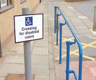 Kee® Access components for DDA-compliant handrails