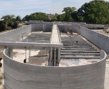 Removable skid for fine bubble air diffusers