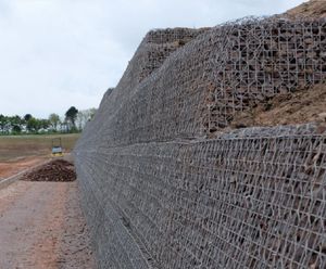Award-winning reinforced soil bund for business park
