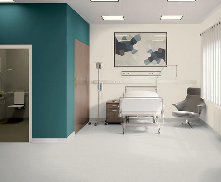 iQ Natural compact vinyl homogeneous flooring tiles