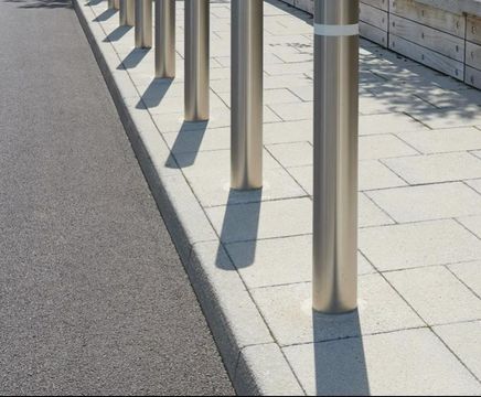 Saxon Kerb - textured concrete kerb