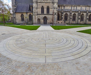 Scoutmoor Yorkstone paving