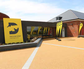 SuDS-compliant resin bound surfacing at D-Day Museum