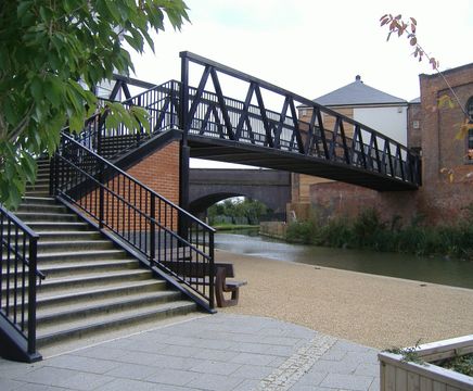 Warren truss bridges