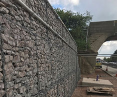 Gabion baskets create retaining walls for SMART motorway