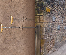 Mechanical earth anchors
