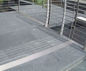 Black granite paving flags - natural stone paving slab for outdoor walkways
