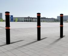 GFC4500 (Hardwick)- steel bollard, cast iron cap & rings, 114 dia