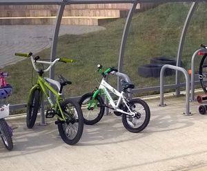 Junior Sheffield - kids cycle stand, 2 bikes