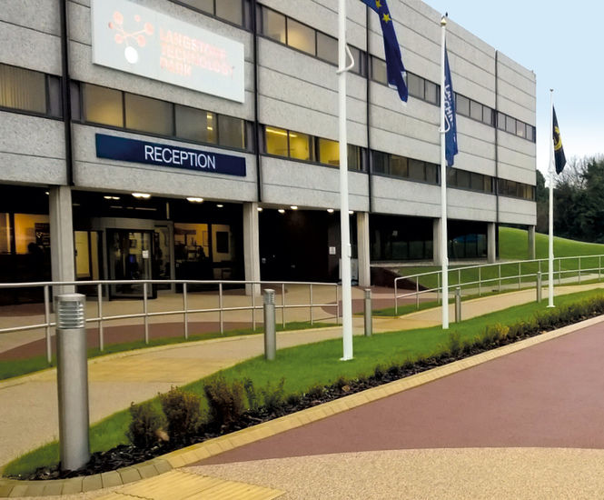 Fixed and illuminated bollards for technology park