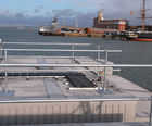 Edge protection and anti-slip surface at harbour