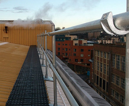 Kee Walk® anti-slip rooftop walkway