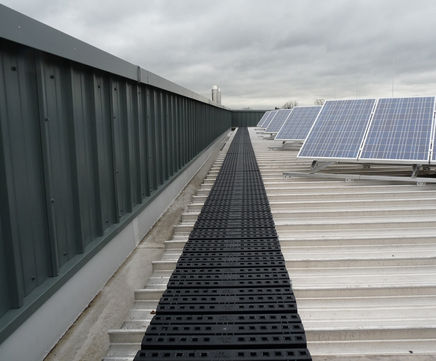 Should you have a roof walkway?