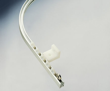 1090 Light-weight curtain track system