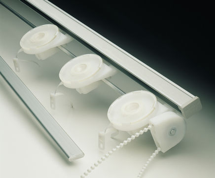 2120 Chain operated Roman blind system