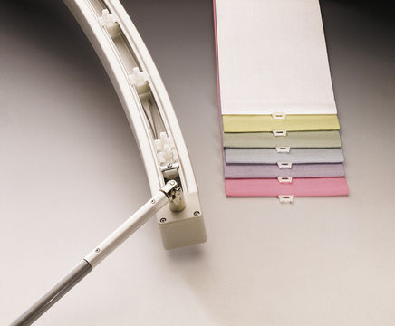 2900 Crank operated vertical blind system