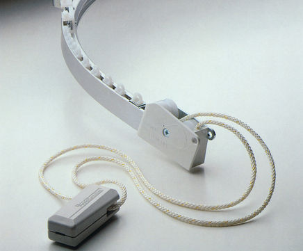 3000 Cord operated track system
