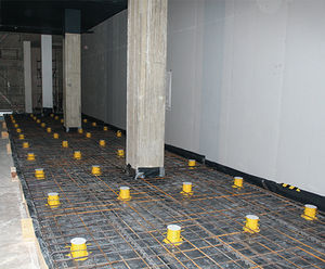 Floor support pedestals