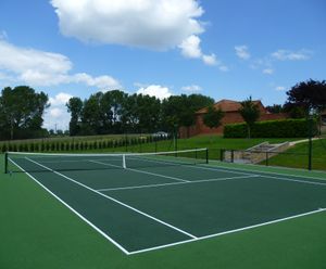 Tarmac tennis court construction