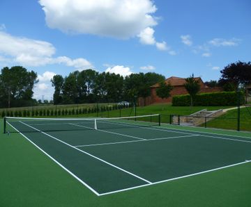 Tarmac tennis court construction
