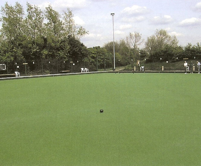 Artificial bowling green construction