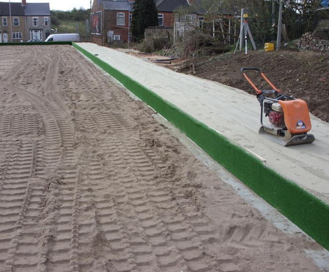 Natural bowling green construction