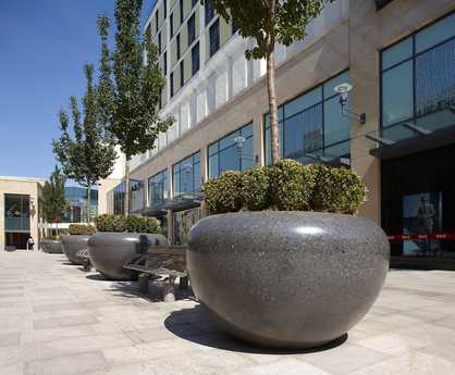 Attractive PAS 68 rated planters for shopping centre HVM