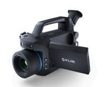 FLIR G-Series - handheld camera for gas leak detection in industry