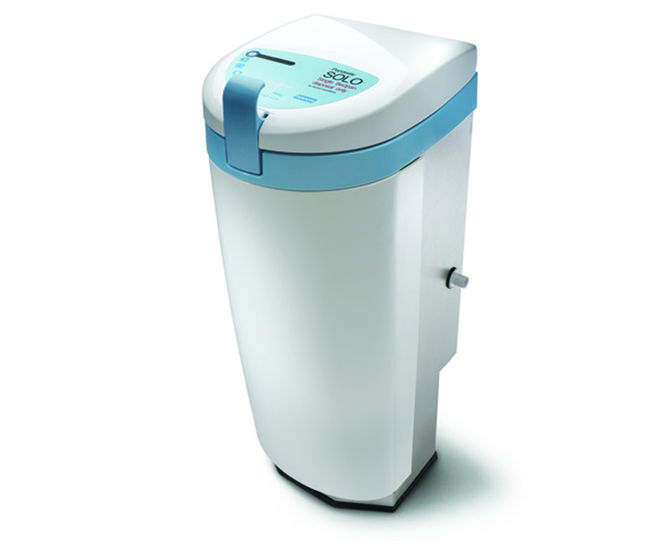 Sluicemaster SOLO® single occupancy bedpan disposal