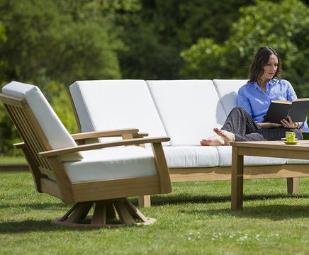 Haven - modular armchairs and conversation tables